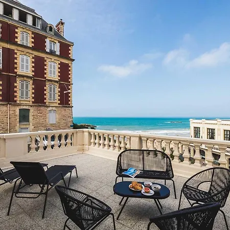 Apartment Blue Moon Keyweek Seafront With Large Terrace And Parking *