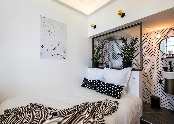 Apartman Blue Moon Keyweek Seafront With Large Terrace And Parking