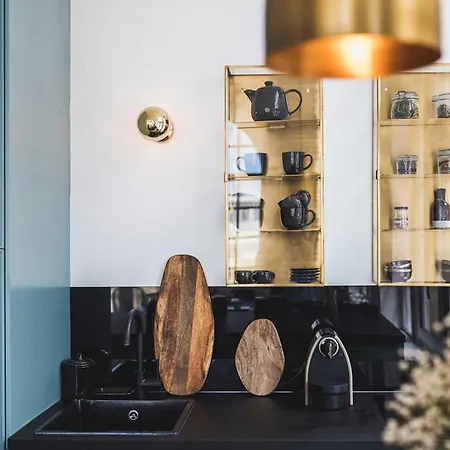 Blue Moon Keyweek Seafront With Large Terrace And Parking